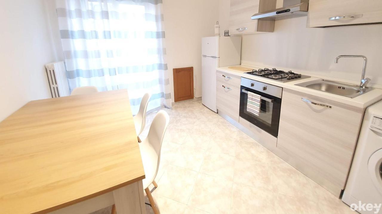 Twin Room Apulia Accommodation - Bari Policlinico Exterior photo